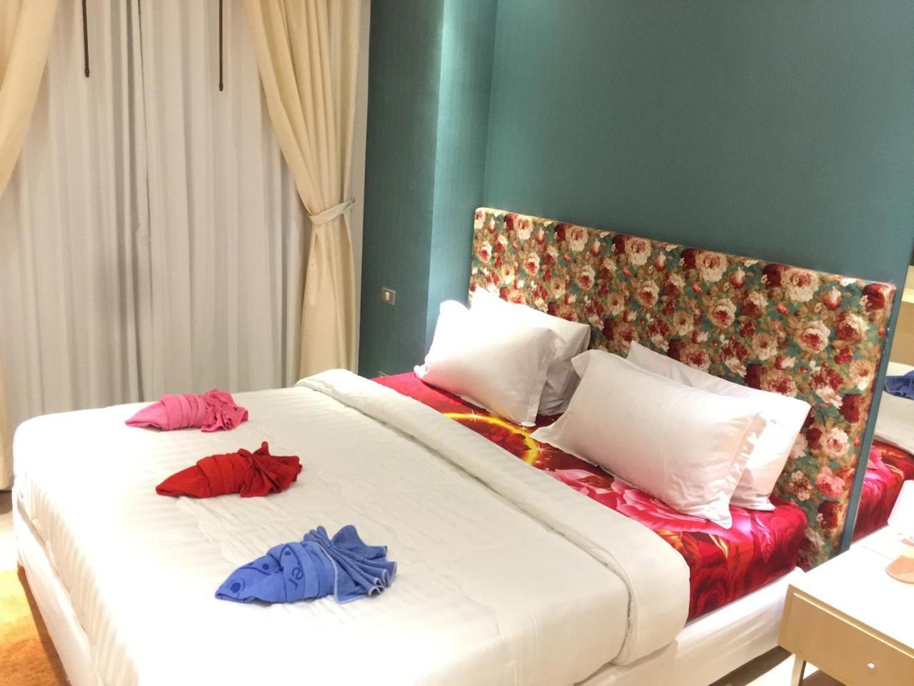 Grand Caribbean Resort Jomtian Pattaya Exterior photo